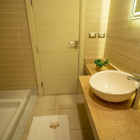 קהיר The Suites Near Auc By Elegant מראה חיצוני תמונה