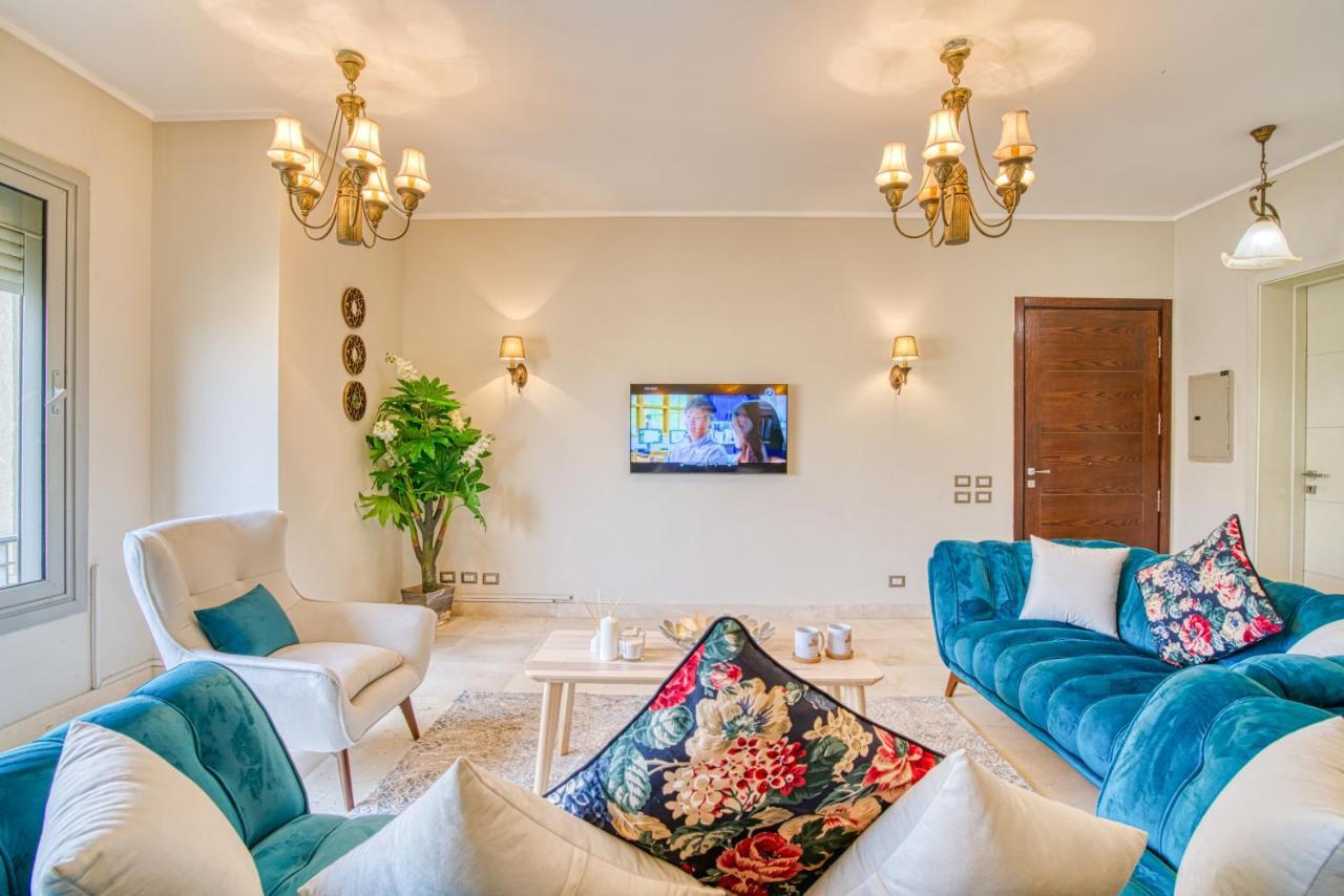 The Near Auc By Elegant Apartment *