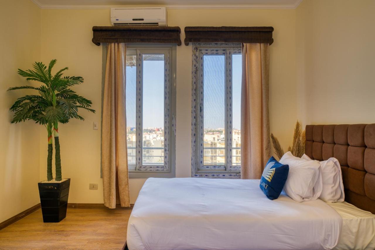 The Near Auc By Elegant Apartment
