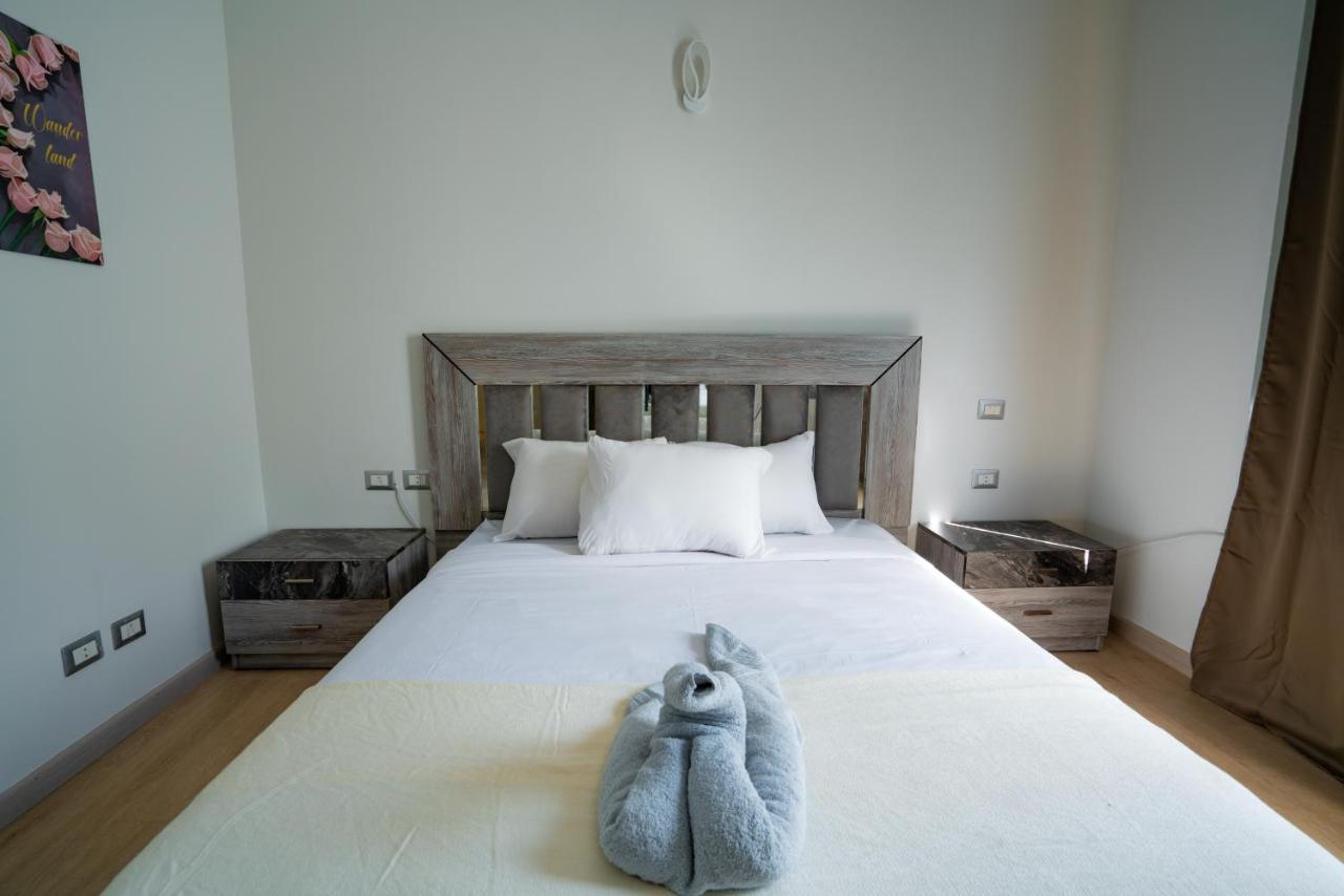 The Near Auc By Elegant Apartment *